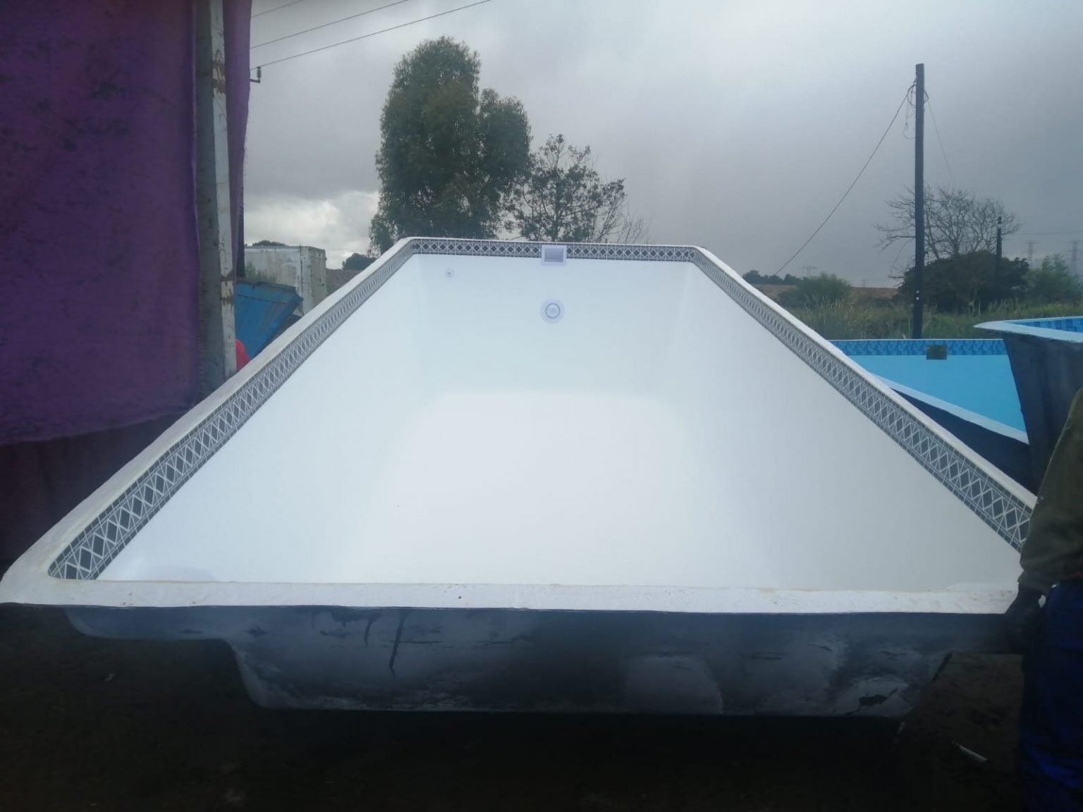 SHELL COLOURS & MOSAICS – 4Eva Fibre Pools Pty (Ltd)